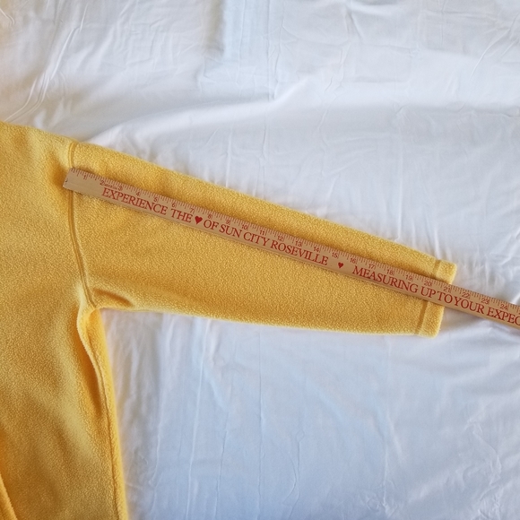 Vintage Tweety Bird Fleece Yellow Hoodie Warner Bros Small - Picture 9 of 13